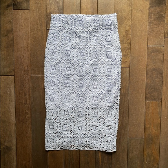 Zara NWT Crochet Midi Skirt. Size Small. Baby Blue Colour. - Picture 5 of 11